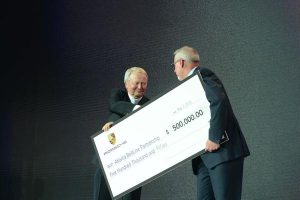 dr-wofgang-porsche-bs-600xx4919-3280-0-0