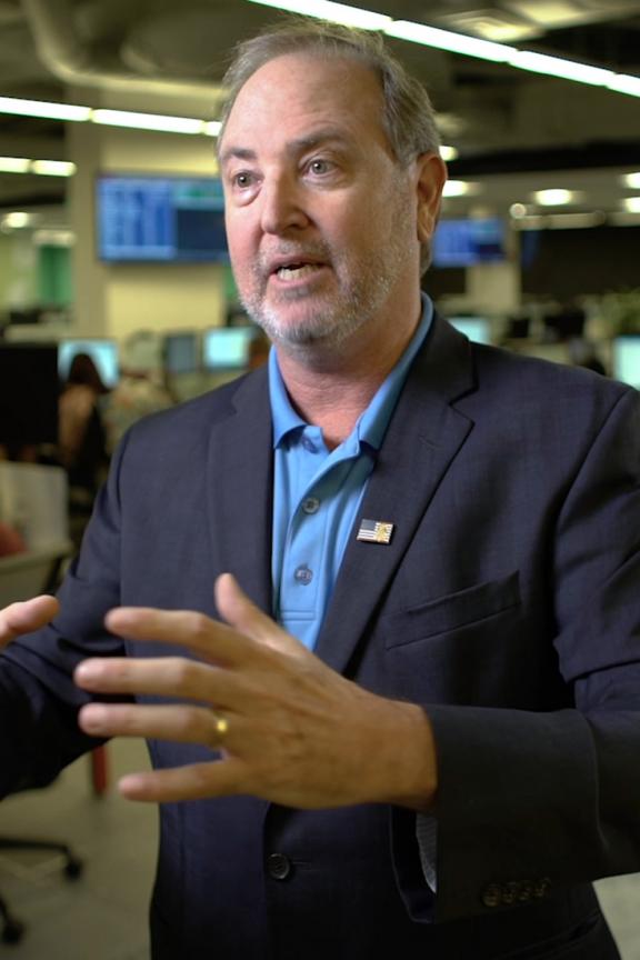 Leader at Unisys wearing a suit in East Georgia